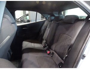
										TOYOTA COROLLA 1.8 125H ACTIVE TECH E-CVT full									