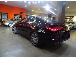 
										MERCEDES BENZ CLA MERCEDES 250 E full									