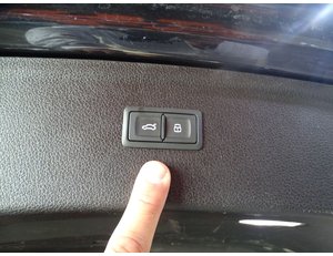 
										AUDI Q5 S LINE 55 TFSI E QUATTRO S TRONIC full									