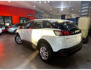 
										PEUGEOT 3008 1.5 BLUEHDI 96KW S&S ACTIVE PACK EAT8 full									