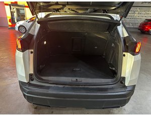 
										PEUGEOT 3008 1.5 BLUEHDI 96KW S&S ACTIVE PACK EAT8 full									