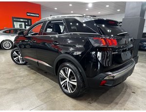 
										PEUGEOT 3008 1.5 BLUEHDI 96KW (130CV) S&S ALLURE full									