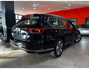 
										VOLKSWAGEN PASSAT VARIANT GTE 1.4 TSI E-POWER 115KW + 85KW full									