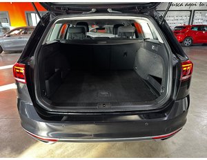 
										VOLKSWAGEN PASSAT VARIANT GTE 1.4 TSI E-POWER 115KW + 85KW full									
