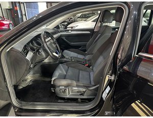 
										VOLKSWAGEN PASSAT VARIANT GTE 1.4 TSI E-POWER 115KW + 85KW full									