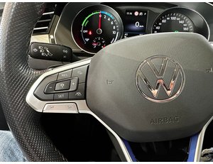 
										VOLKSWAGEN PASSAT VARIANT GTE 1.4 TSI E-POWER 115KW + 85KW full									