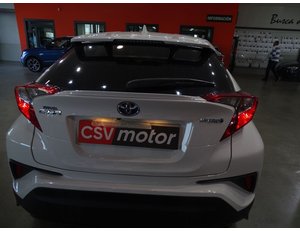 
										TOYOTA C-HR 1.8 125H ACTIVE full									