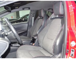 
										TOYOTA COROLLA 1.8 125H STYLE E-CVT full									