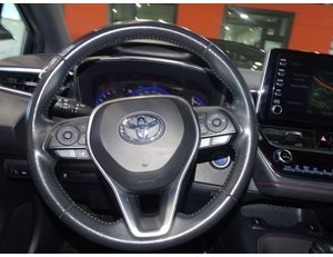 
										TOYOTA COROLLA 1.8 125H STYLE E-CVT full									