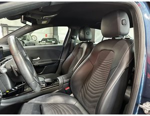
										MERCEDES BENZ CLASE A MERCEDES SEDAN A 200 full									