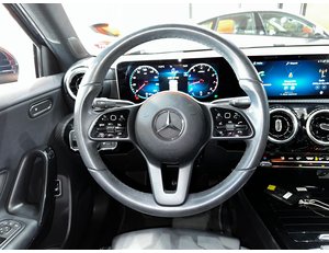 
										MERCEDES BENZ CLASE A MERCEDES SEDAN A 200 full									