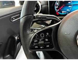 
										MERCEDES BENZ CLASE A MERCEDES SEDAN A 200 full									