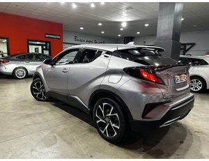 
										TOYOTA C-HR 2.0 180H ADVANCE full									
