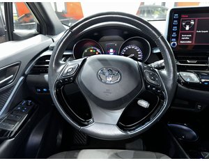
										TOYOTA C-HR 2.0 180H ADVANCE full									
