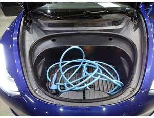
										TESLA MODEL 3 RWD full									
