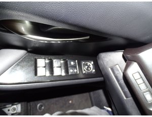 
										LEXUS UX 2.0 250H LUXURY 4WD full									
