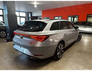 
										SEAT LEON SP 1.4 E-HYBRID DSG S&S FR full									