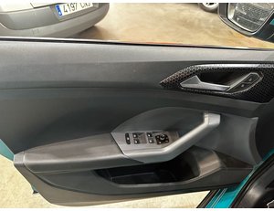 
										VOLKSWAGEN T-CROSS SPORT 1.0 TSI 81KW (110CV) full									