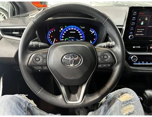 
										TOYOTA COROLLA 1.8 125H STYLE E-CVT full									