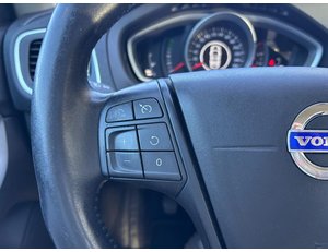 
										VOLVO V40 2.0 D3 MOMENTUM full									