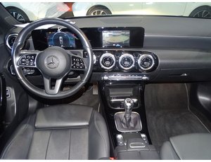 
										MERCEDES BENZ CLASE A MERCEDES A 180 D full									