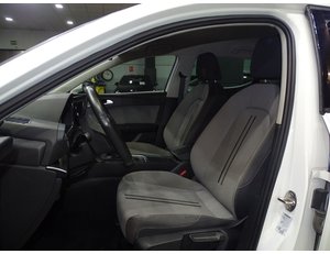 
										SEAT LEON 1.0 ETSI 81KW DSG-7 S&S STYLE full									