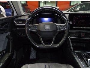 
										SEAT LEON 1.0 ETSI 81KW DSG-7 S&S STYLE full									