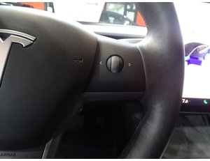 
										TESLA MODEL 3 RWD full									