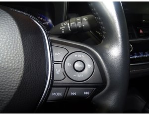 
										TOYOTA COROLLA 1.8 125H STYLE E-CVT full									