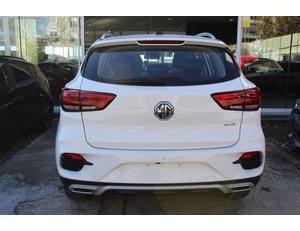 
										MG ZS 1.5 LUXURY full									