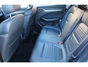 
										MG ZS 1.5 LUXURY full									