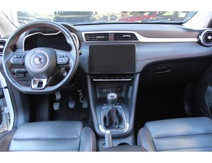 
										MG ZS 1.5 LUXURY full									