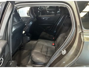 
										VOLVO V60 2.0 B4 (G) MOMENTUM AUTO full									