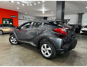 
										TOYOTA C-HR 1.8 125H ACTIVE full									