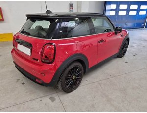 
										MINI MINI COOPER SE full									