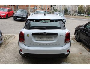 
										MINI COUNTRYMAN COOPER S E ALL4 full									