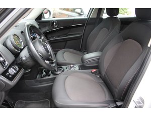 
										MINI COUNTRYMAN COOPER S E ALL4 full									