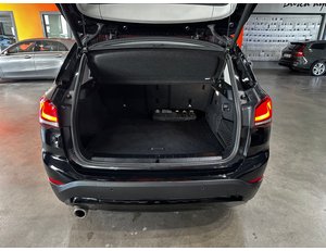 
										BMW X1 XDRIVE25E full									