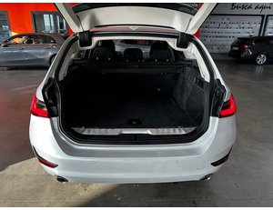 
										BMW SERIE 3 330E XDRIVE TOURING full									