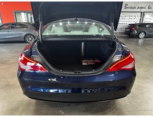 
										MERCEDES BENZ CLASE CLA MERCEDES CLA 200 D ES EL MODELO 180CDI 109CV BERLINA full									