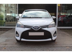 
										TOYOTA YARIS HYBRID ACTIVE full									