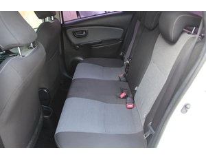 
										TOYOTA YARIS HYBRID ACTIVE full									