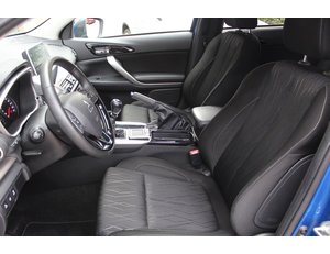 
										MITSUBISHI ECLIPSE CROSS 150T MOTION full									