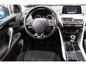 
										MITSUBISHI ECLIPSE CROSS 150T MOTION full									