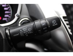 
										MITSUBISHI ECLIPSE CROSS 150T MOTION full									