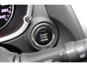 
										MITSUBISHI ECLIPSE CROSS 150T MOTION full									