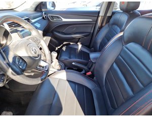 
										MG ZS 1.5 LUXURY full									