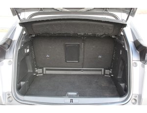 
										PEUGEOT 3008 1.2 PURETECH 96KW (130CV) ACTIVE S&S full									