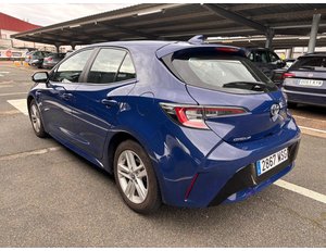 
										TOYOTA COROLLA 1.8 125H ACTIVE TECH E-CVT full									