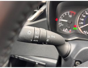 
										TOYOTA COROLLA 1.8 125H ACTIVE TECH E-CVT full									